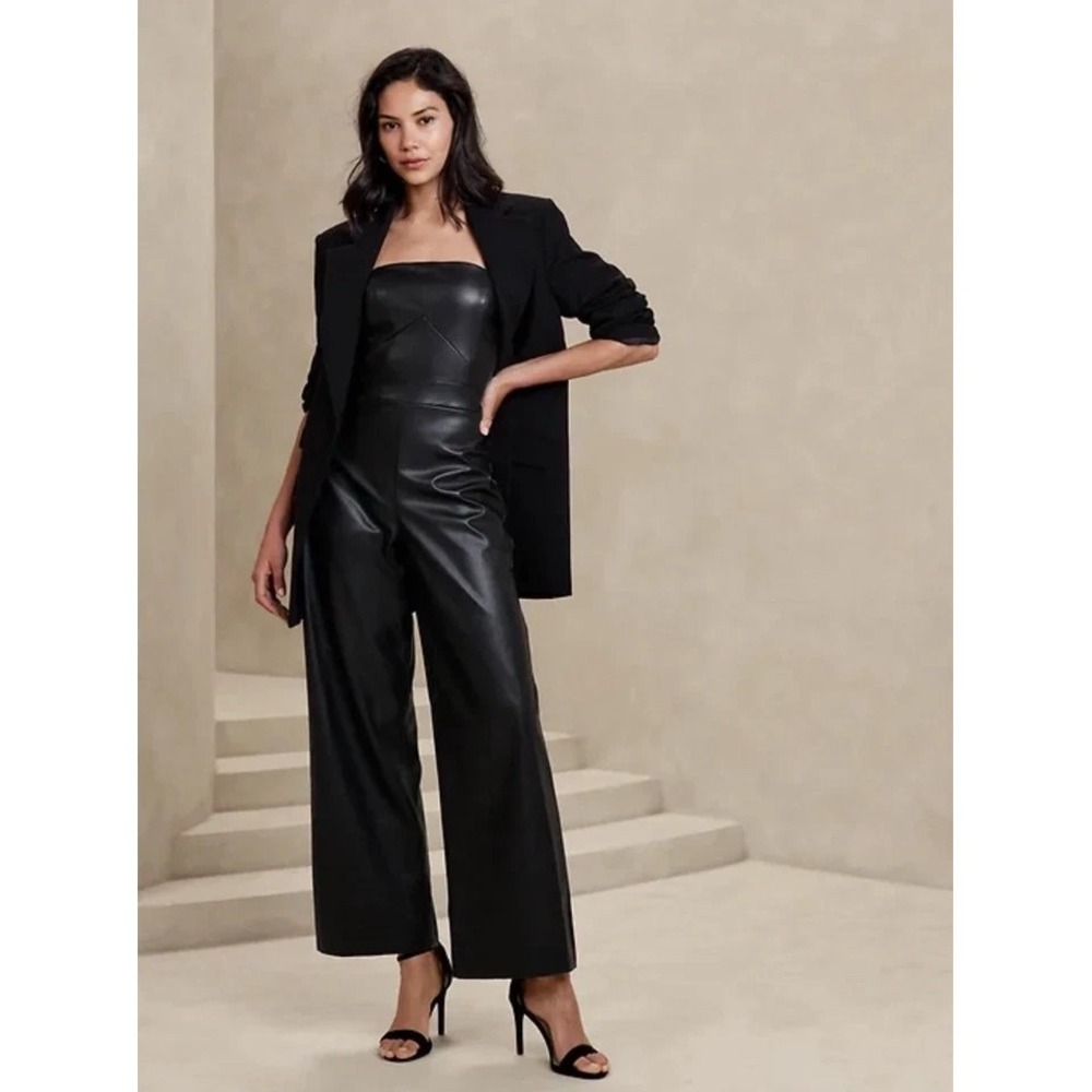 Banana Republic Womens Vegan Leather Jumpsuit Size 0 Black Luxe Minimalist NWT